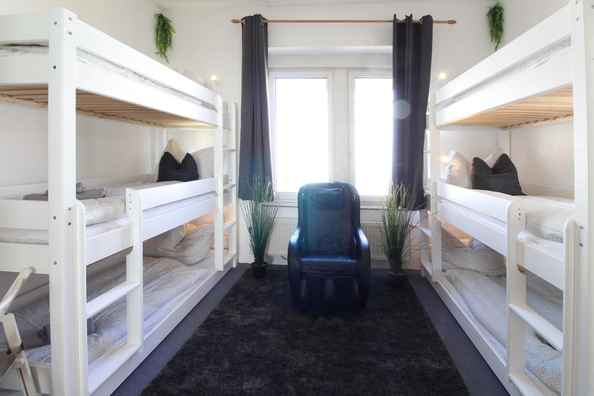 Hotel Ulm Zentrum - Komplettes Zimmer, Hochbett, Android Tv & Eigenem Bad - Perfekt Fuer Familien & Gruppen Екстер'єр фото