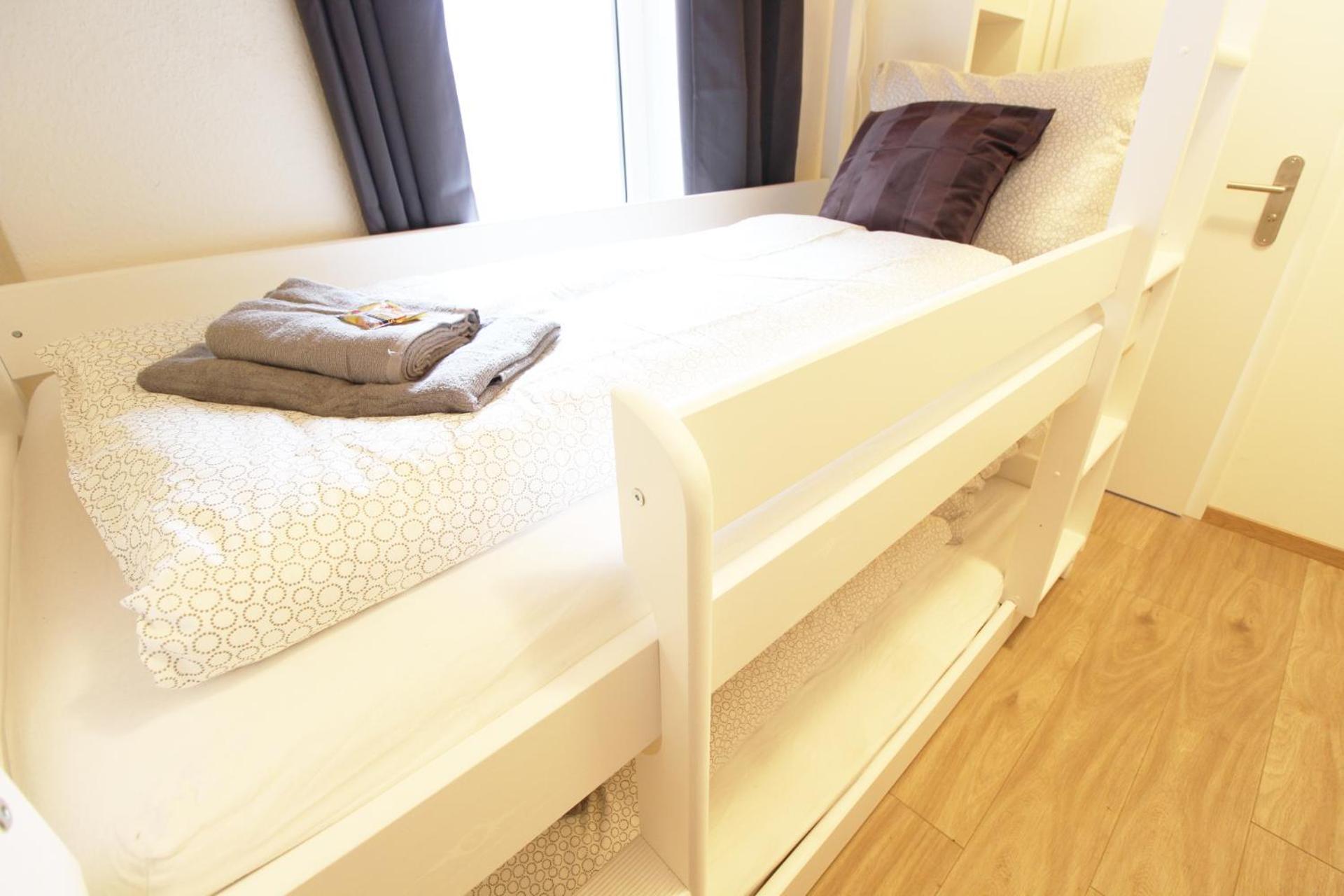 Hotel Ulm Zentrum - Komplettes Zimmer, Hochbett, Android Tv & Eigenem Bad - Perfekt Fuer Familien & Gruppen Екстер'єр фото